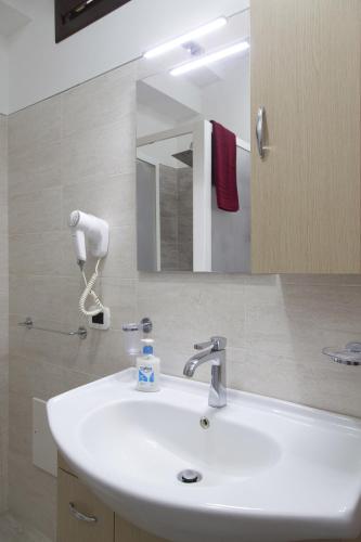 Double Room with Terrace image 1