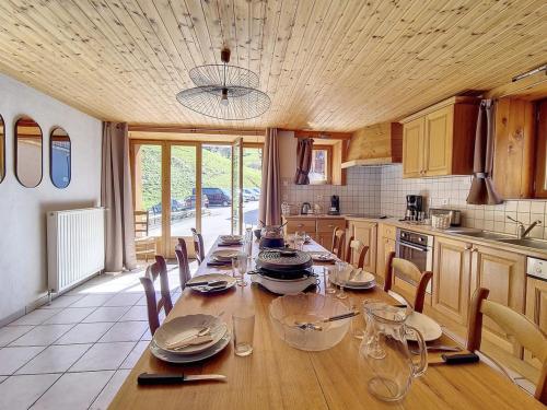 Chalet spacieux aux Granges avec sauna - FR-1-344-738 in Praranger