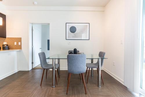 Lux 3 Bedroom 2 Bath Apt in Los Angeles, USA