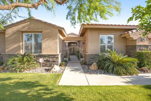 Whitehawk At Palm Desert in Palm Desert, USA