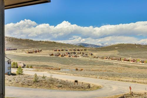 Ski-inandSki-Out Top-Floor Condo at Granby Ranch!