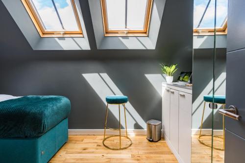 Oakfield Premier Apartments-High Speed WiFi-Smart SelfCheckIn-Central Cardiff Gem 4