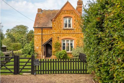 Coachmans Cottage