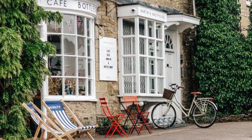 สภาพแวดล้อมโดยรอบ, The Retreat Tetbury - NEW listing in เท็ทบูรีย์