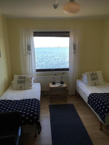 Double or Twin Room with Sea View