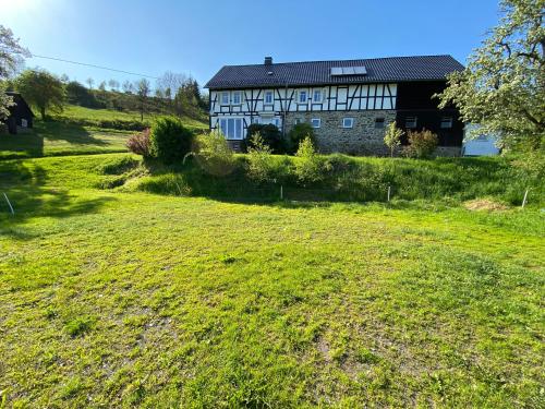 Ferienwohnung am alten Backhaus - Apartment - Bad Berleburg