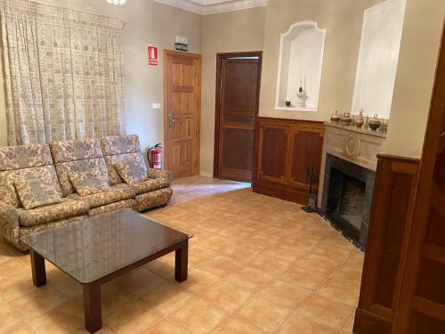 Casa Rural Can Salvado in Castellnou de Seana