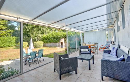 Viesnīcas āriene, Amazing Home In Anneville Sur Mer in Anneville-sur-Mer