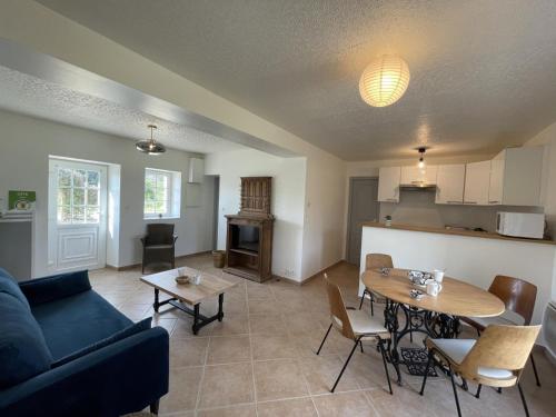 Gîte à la campagne avec jardin et terrasse, WIFI inclus - FR-1-489-446 (Gite a la campagne avec jardin et terrasse, WIFI inclus - FR-1-489-446) in تريفول