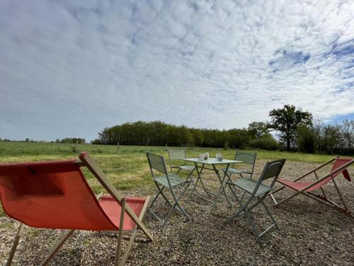 Gîte à la campagne avec jardin et terrasse, WIFI inclus - FR-1-489-446 (Gite a la campagne avec jardin et terrasse, WIFI inclus - FR-1-489-446) in تريفول