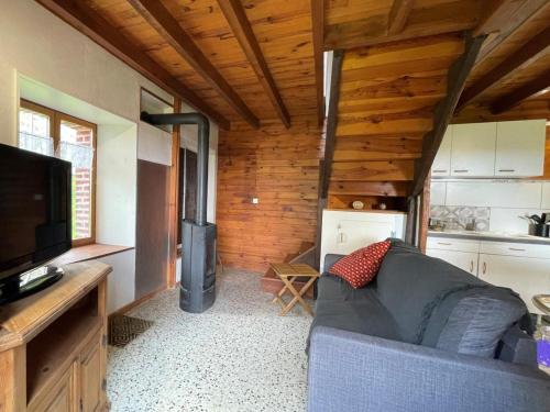 Gîte Châtel-Montagne, 2 pièces, 2 personnes - FR-1-489-447