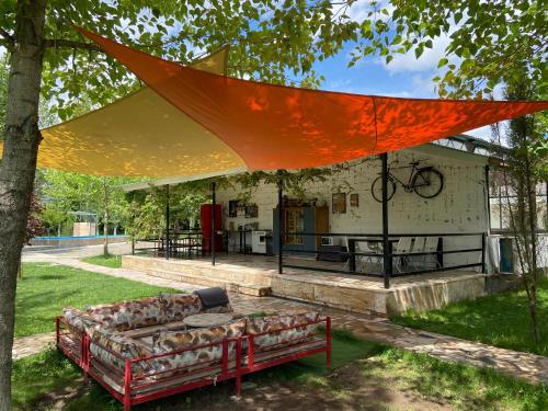 Зручності, Crossway Camping in Ехегнадзор