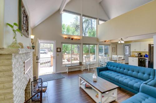Prescott Cabin with Yard and Deck - 6 Miles to Town! - main image