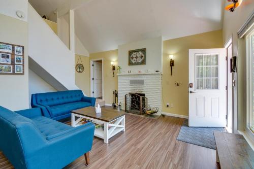 Prescott Cabin with Yard and Deck - 6 Miles to Town! - image 11