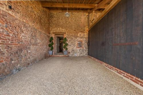 Horse Yard Barn