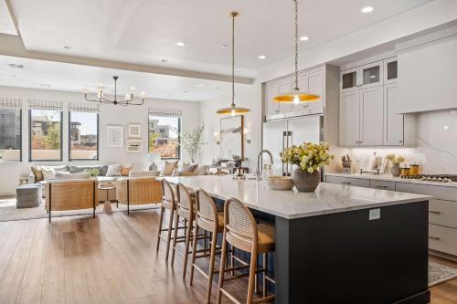 A Bit of Paradise townhouse