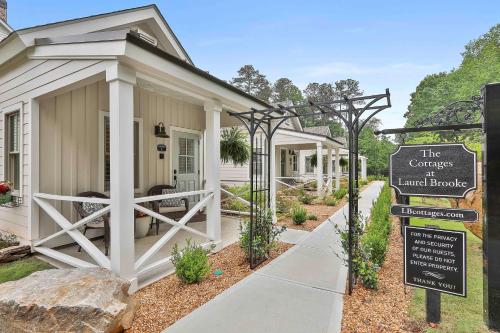 The Cottages at Laurel Brooke in Peachtree City, USA