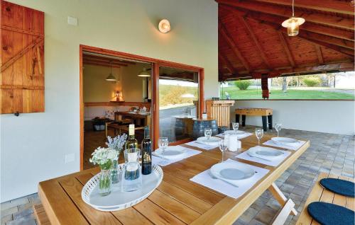 Restoran, Stunning Home In Glina With Sauna in Duga Resa