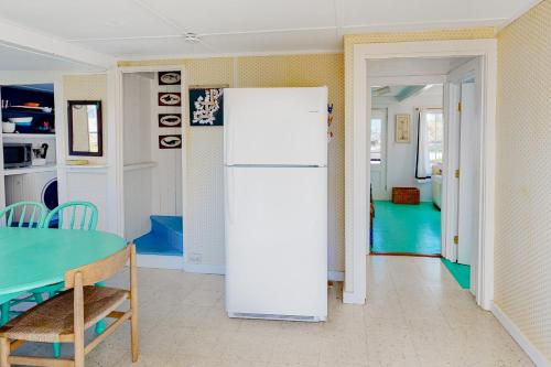 Wayside Camp in Chilmark, USA