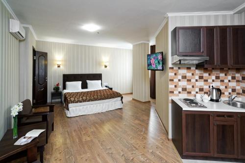 Double Room with Kitchenette