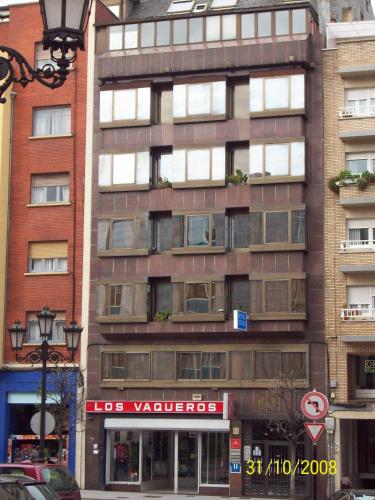 Hostal Álvarez - image 2