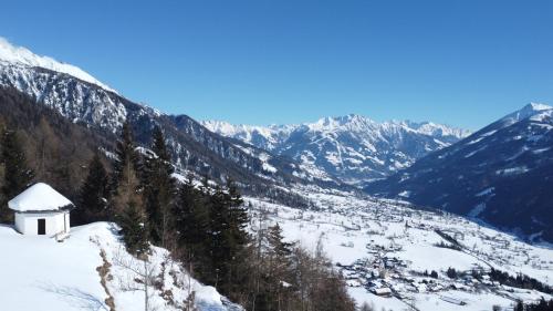 Bližnja znamenitost, Budamerhof in Mitteldorf