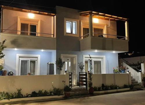 A&J Apartments - Βατί