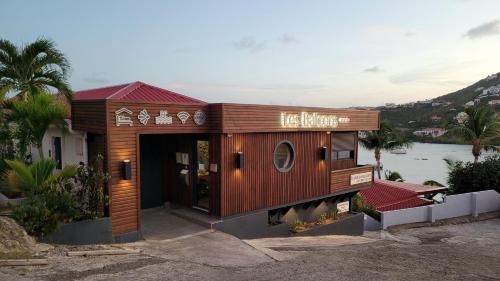 Les Balcons d'Oyster Pond