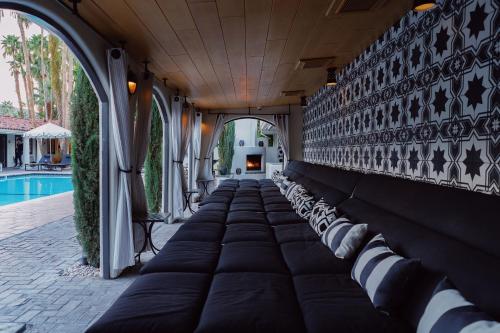 Villa Royale in Palm Springs South