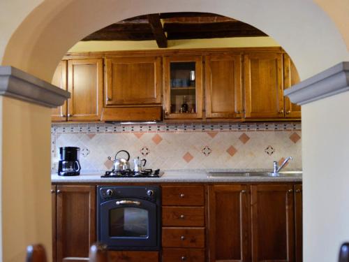 Two-Bedroom Apartment - Split Level image 8