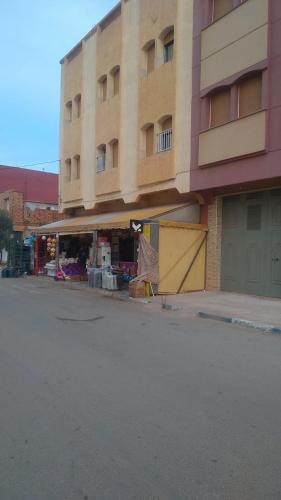Poed, Residence al Rahma Airport nr 01 in Al Aaroui