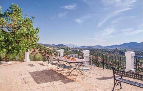 5 Bedroom Nice Home In Zagrilla