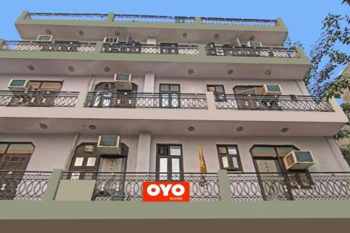 OYO Flagship 81175 Hotel Moon Stay