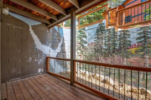 Falcons Nest (Downstairs) - 3BR/3BA Home - main image