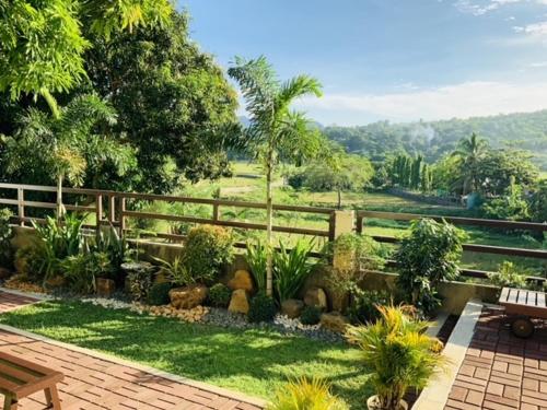 Surrounding environment, Casa de Simone BAGAC in Bagac