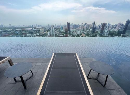 2 Bedroom Luxury Apartment 3 min walk from BTS Ekkamai, Bangkok (fotografie 2)