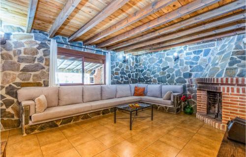 Gorgeous Home In El Borge With Wifi