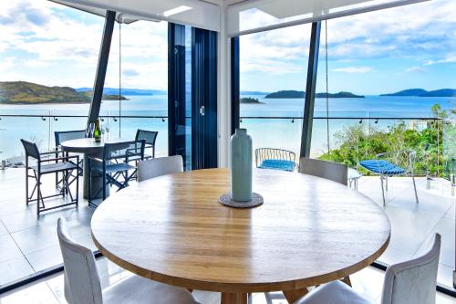 Hidden Cove on Hamilton Island by HIHA