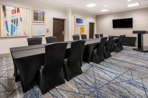 홀리데이 인 익스프레스 호텔 & 스위트 뉴탬파 I-75 바이 IHG - 회의실/연회장