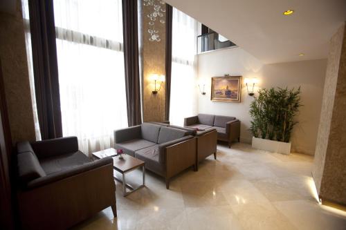 Grand Laleli Hotel - image 4