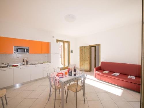 3 bedrooms, 6 beds