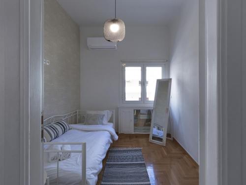 Beautiful Athenian apartment next to the center, Афины (фото 8)