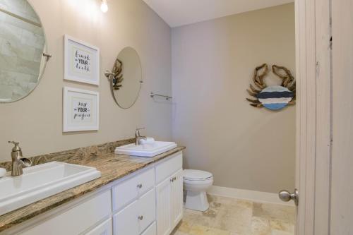 Castle in the Sand West Orange Beach AL-9 bedroom-Sleeps up to 26-Private Pool - image 13