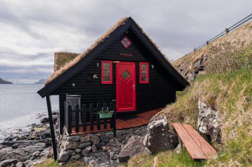 Θέα, Unique boathouse by the foreshore / Sea view in Soldarfjordur