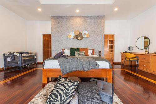 Tropical Bliss Luxe 5BR 30Pax Private Pool Villa KL by Verano, Kuala Lumpur (fotografie 10)