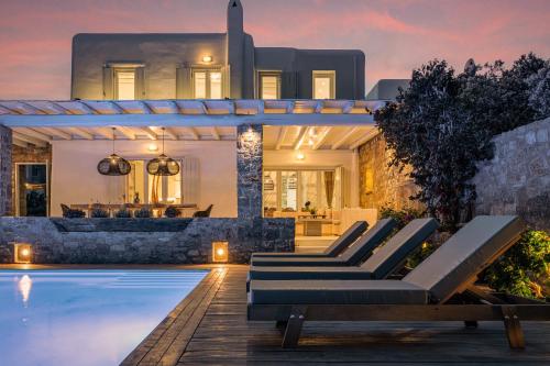 Deluxe Villa image 3