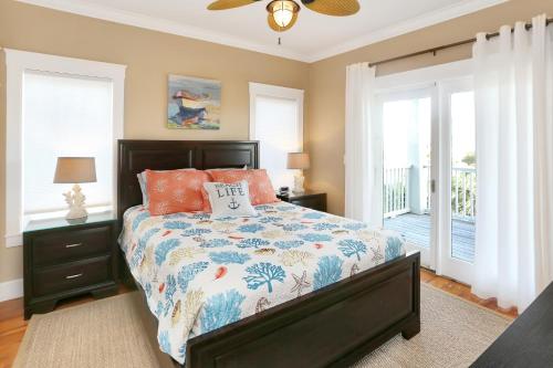 MoonStruck by Pristine Properties - image 10