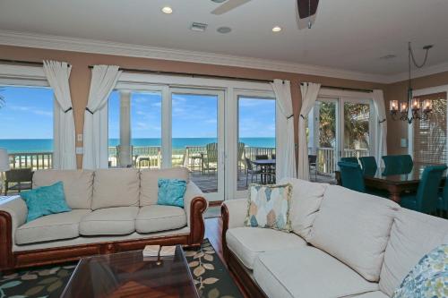 MoonStruck by Pristine Properties - image 13