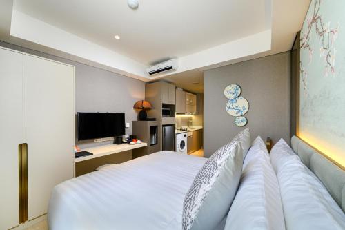 Two-bedrooms, Oakwood Apartments Pik Jakarta