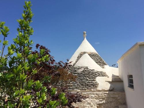 Trullo della Balena